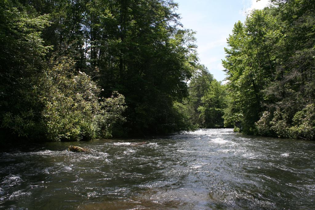 Nantahala Village 3*