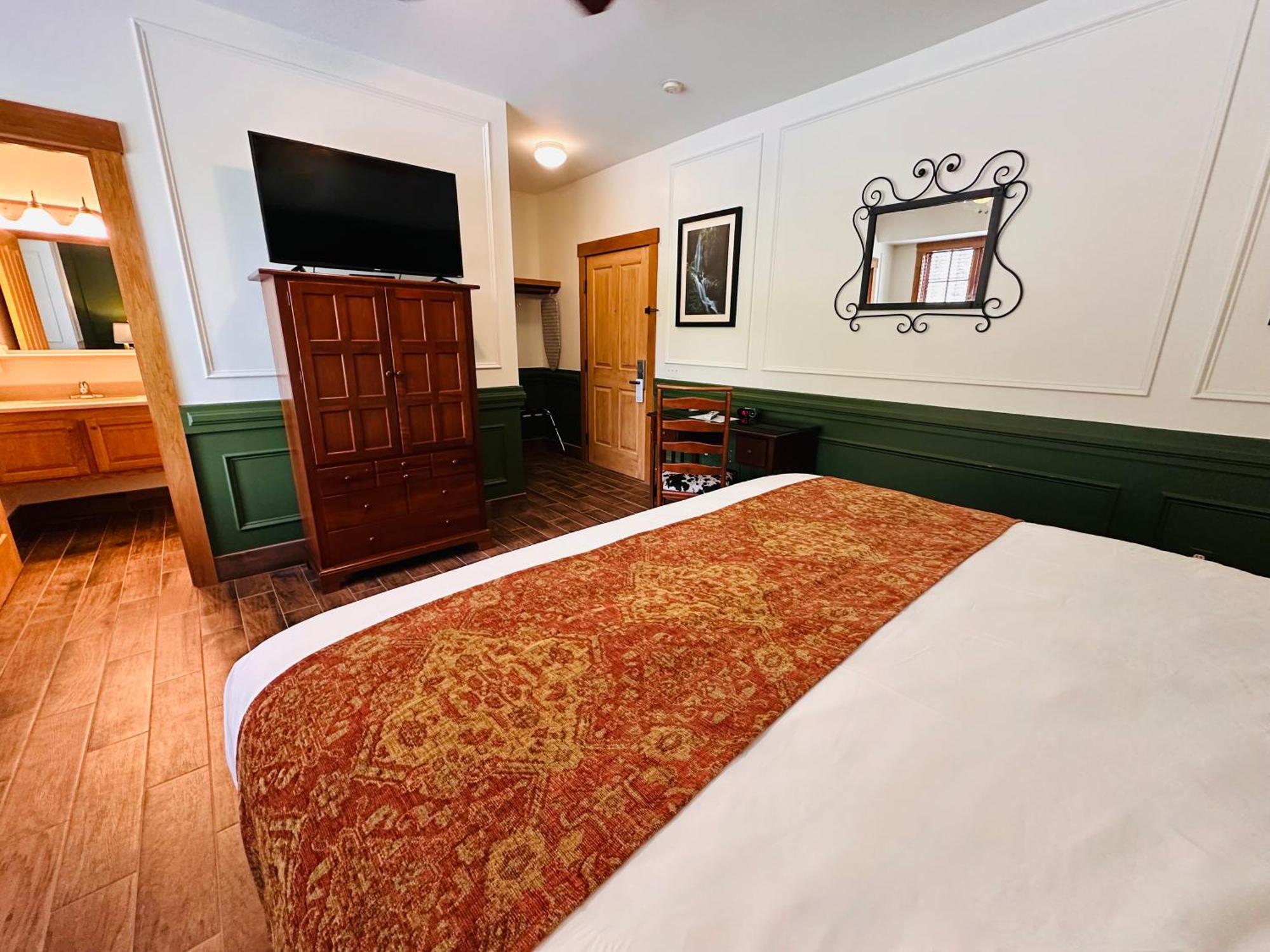 Nantahala Village 3*
