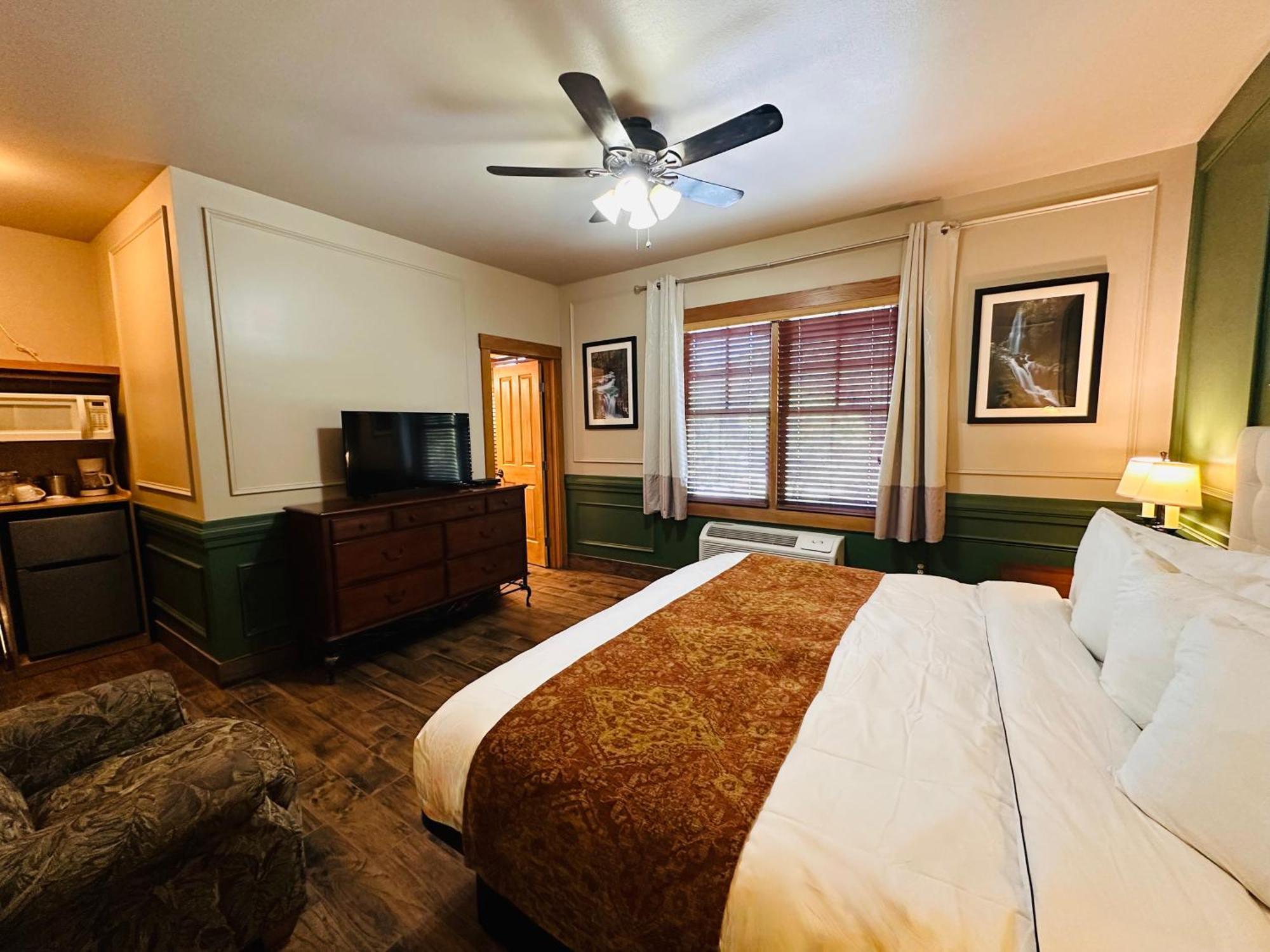 Nantahala Village 3* Bryson City